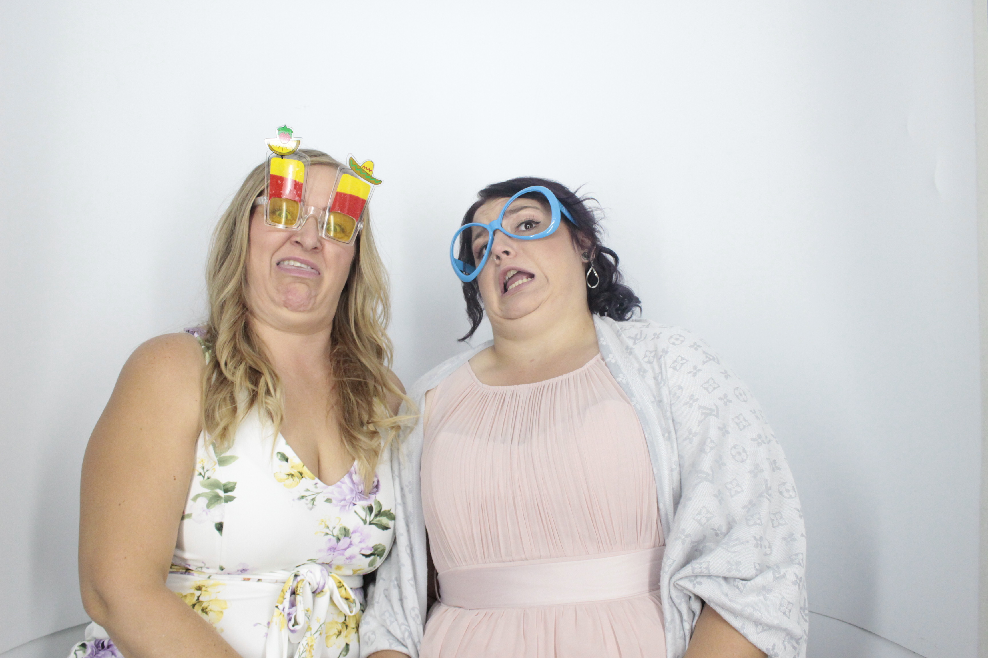 Kim & Andy's Wedding | View more photos from the event at gallery.myphotoboothexperience.co.uk/u/MyPhotoBoothExperienceLtd/Kim-Andys-Wedding